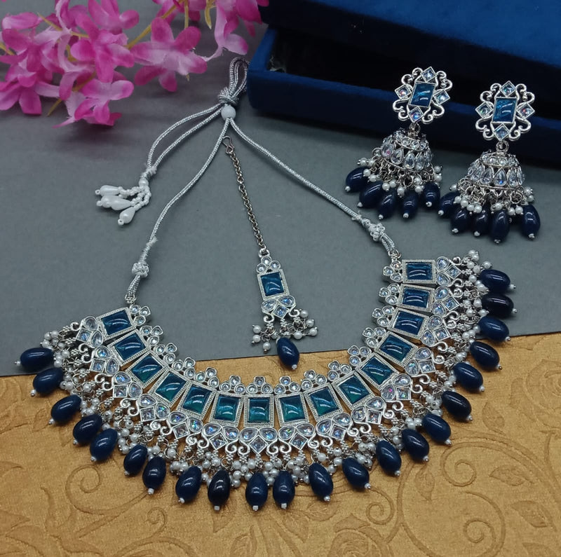 Lucentarts Jewellery Silver Plated Kundan Stone And Pearls Necklace Set