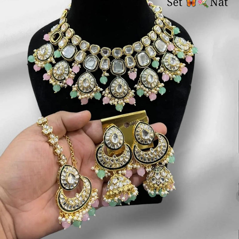 Lucentarts Jewellery Gold Plated Kundan And Pearl Necklace Set