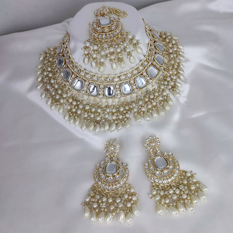 Lucentarts Jewellery Gold Plated Kundan And Pearl Choker Necklace Set