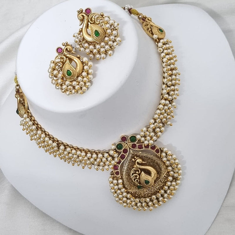 Lucentarts Jewellery Gold Plated Pota Stone And Pearl Necklace Set