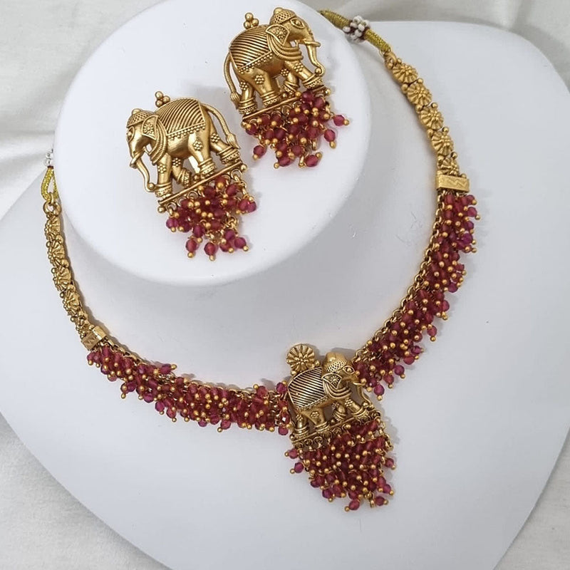 Lucentarts Jewellery Gold Plated Pota Stone And Pearl Necklace Set