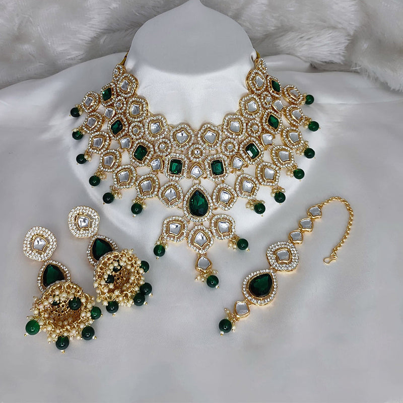 Lucentarts Jewellery Gold Plated Kundan Stone Choker Necklace Set