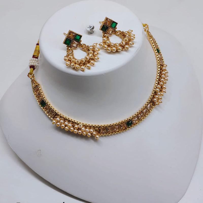 Lucentarts Jewellery Gold Plated Crystal Stone And Pearls Choker Necklace Set