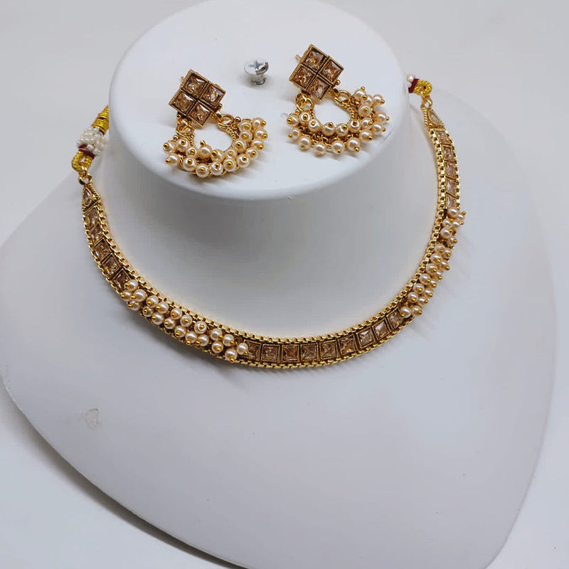 Lucentarts Jewellery Gold Plated Crystal Stone And Pearls Choker Necklace Set