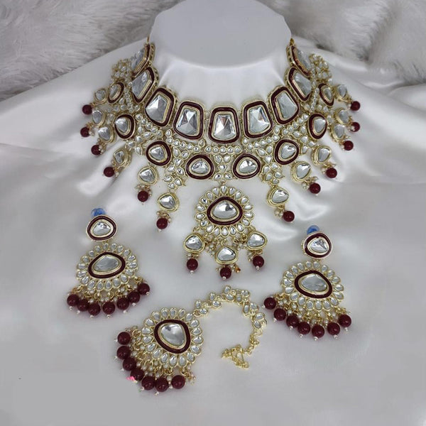 Lucentarts Jewellery Gold Plated Kundan Stone And Pearls Choker Necklace Set