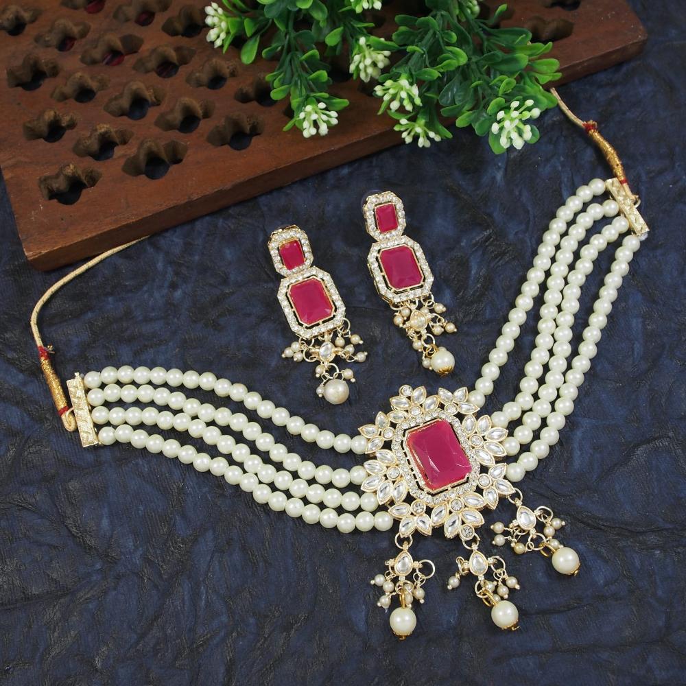 Lucentarts Gold Plated Kundan Stone & Beads Choker Necklace Set