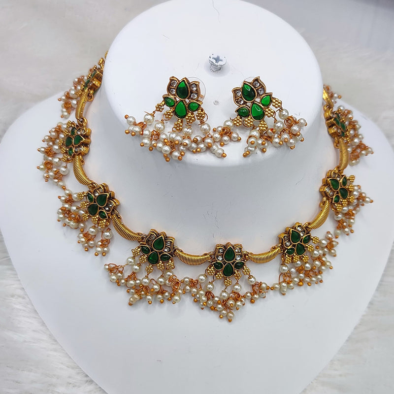 Lucentarts Gold Plated Pota Stone & Pearls Choker Necklace Set