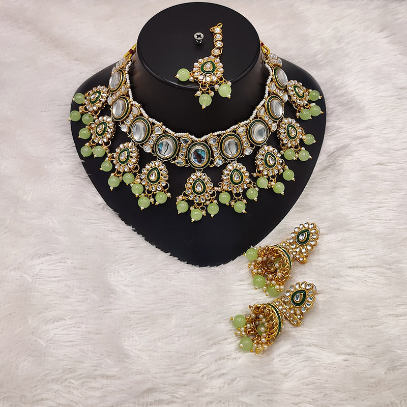 Lucentarts Jewellery Gold Plated Kundan Stone And Beads Necklace Set