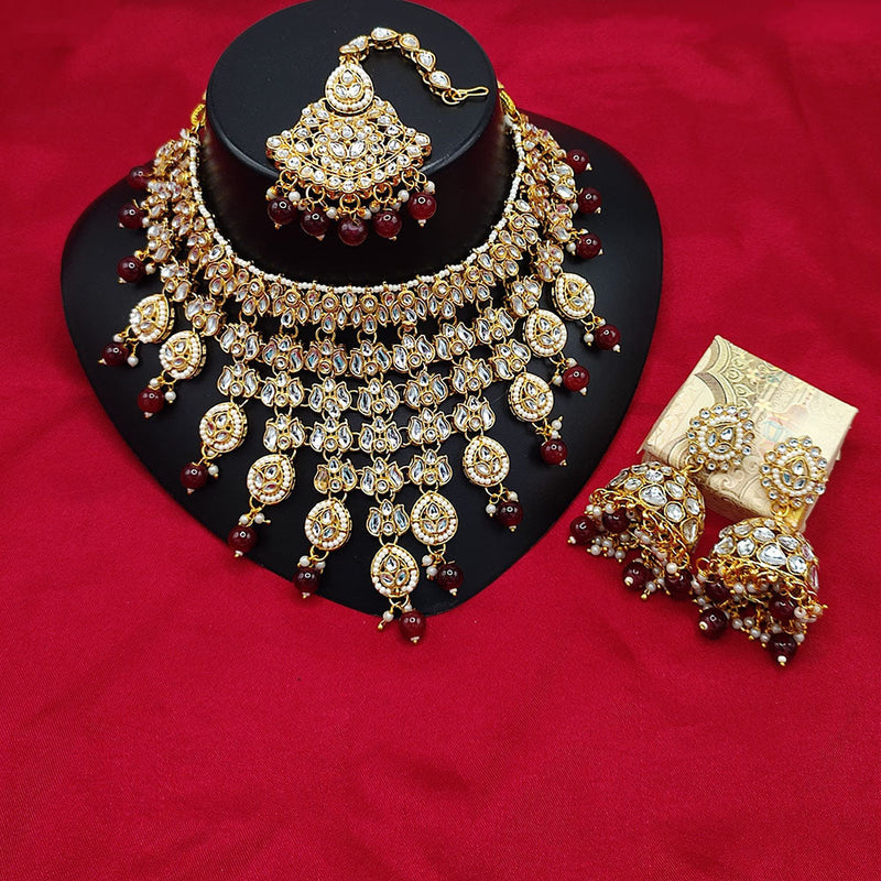 Lucentarts Jewellery Gold Plated Kundan Stone And Pearls Choker Necklace Set