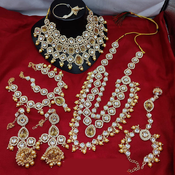 Lucentarts Jewellery Gold Plated Crystal And Beads Bridal Set