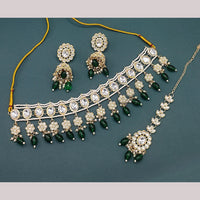 Lucentarts Jewellery Gold Plated Kundan Stone And Pearls Choker Necklace Set