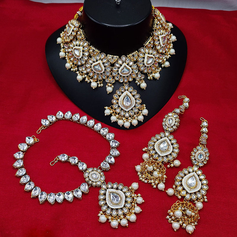 Lucentarts Jewellery Gold Plated Kundan Stone And Pearls Choker Necklace Set