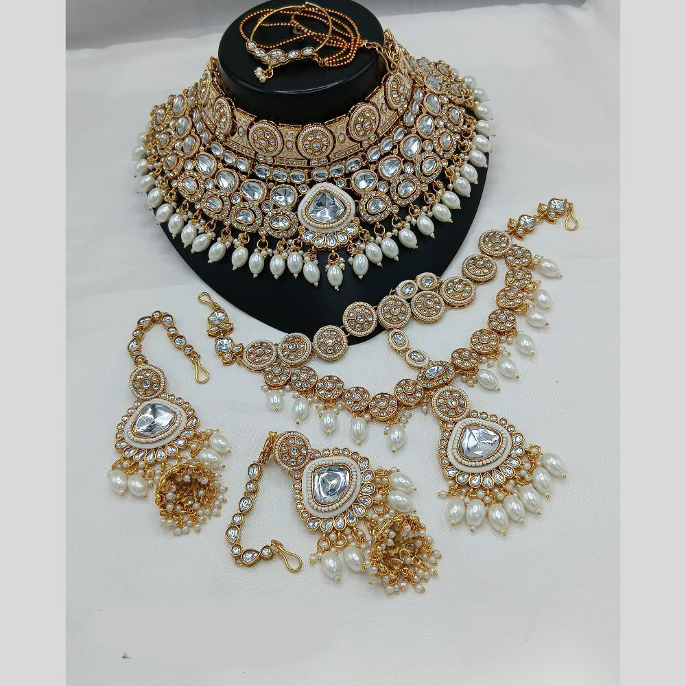 Lucentarts Jewellery Gold Plated Kundan Stone And Meenakari Semi Bridal Necklace Set