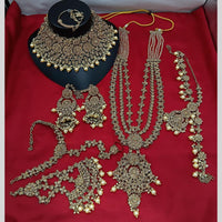 Lucentarts Gold Plated Crystal & Bead for Wedding Glamour Traditional Bridal  Necklace Set