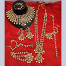 Lucentarts Gold Plated Crystal And Bead for Wedding Glamour Traditional Bridal Necklace Set