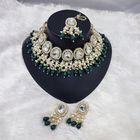 Lucentarts Jewellery Gold Plated Kundan Stone And Beads Choker Necklace Set