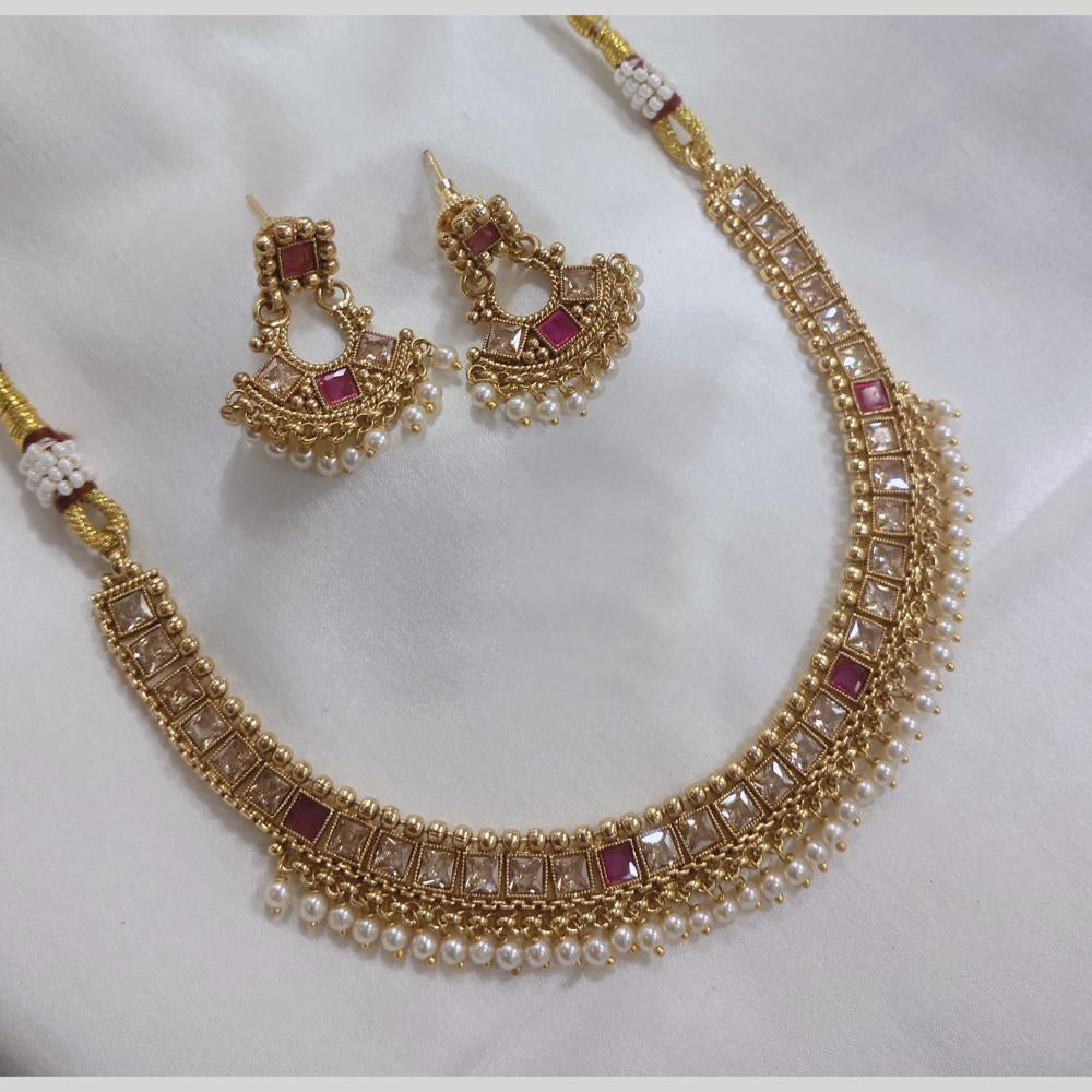 Lucentarts Jewellery Gold Plated Crystal Stone And Pearl Necklace Set