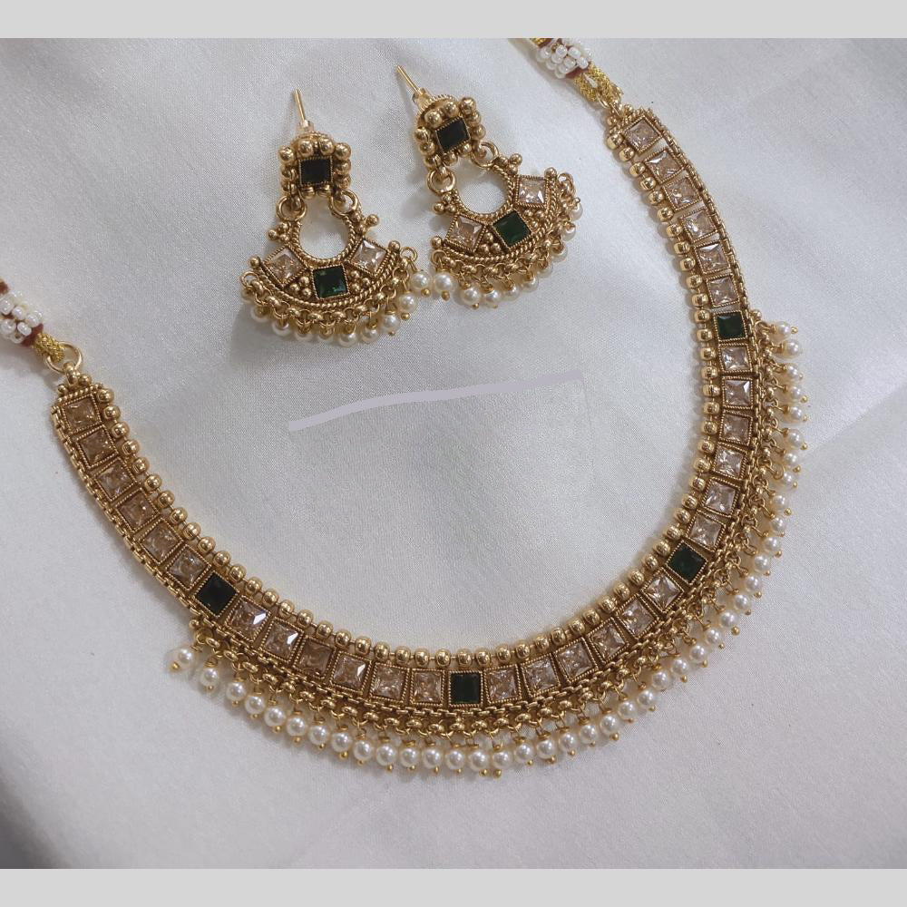 Lucentarts Jewellery Gold Plated Crystal Stone And Pearl Necklace Set