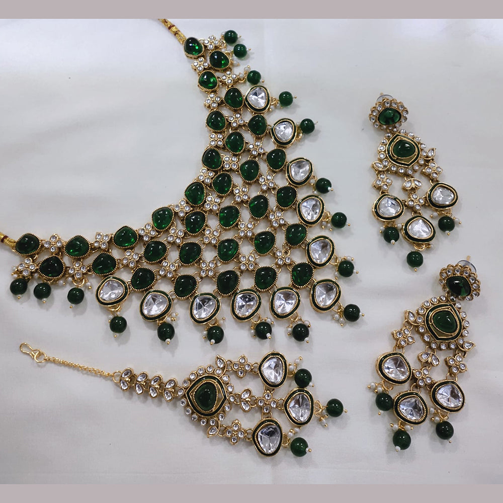 Lucentarts Gold Plated Kundan And Beads for Wedding Glamour Traditional Necklace Set