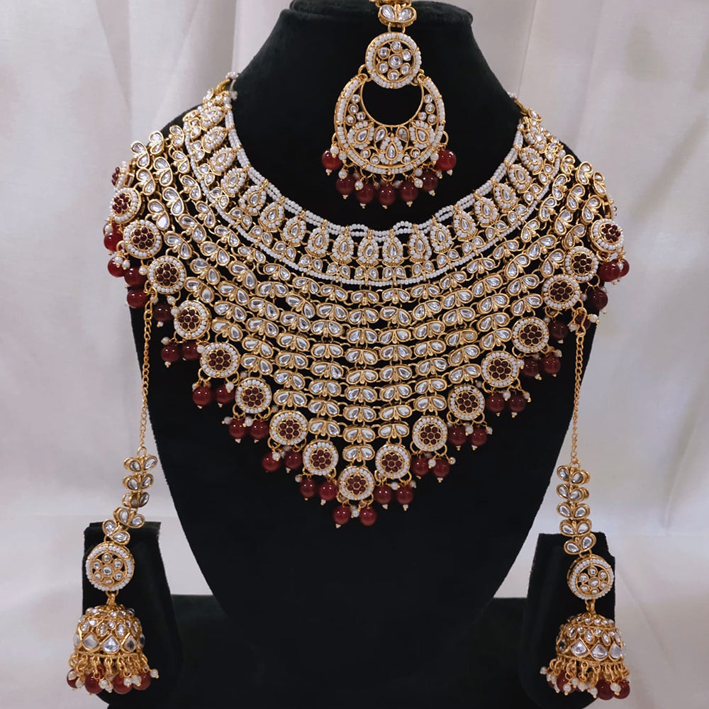 Lucentarts Gold Plated Kundan And Beads for Wedding Glamour Traditional Necklace Set