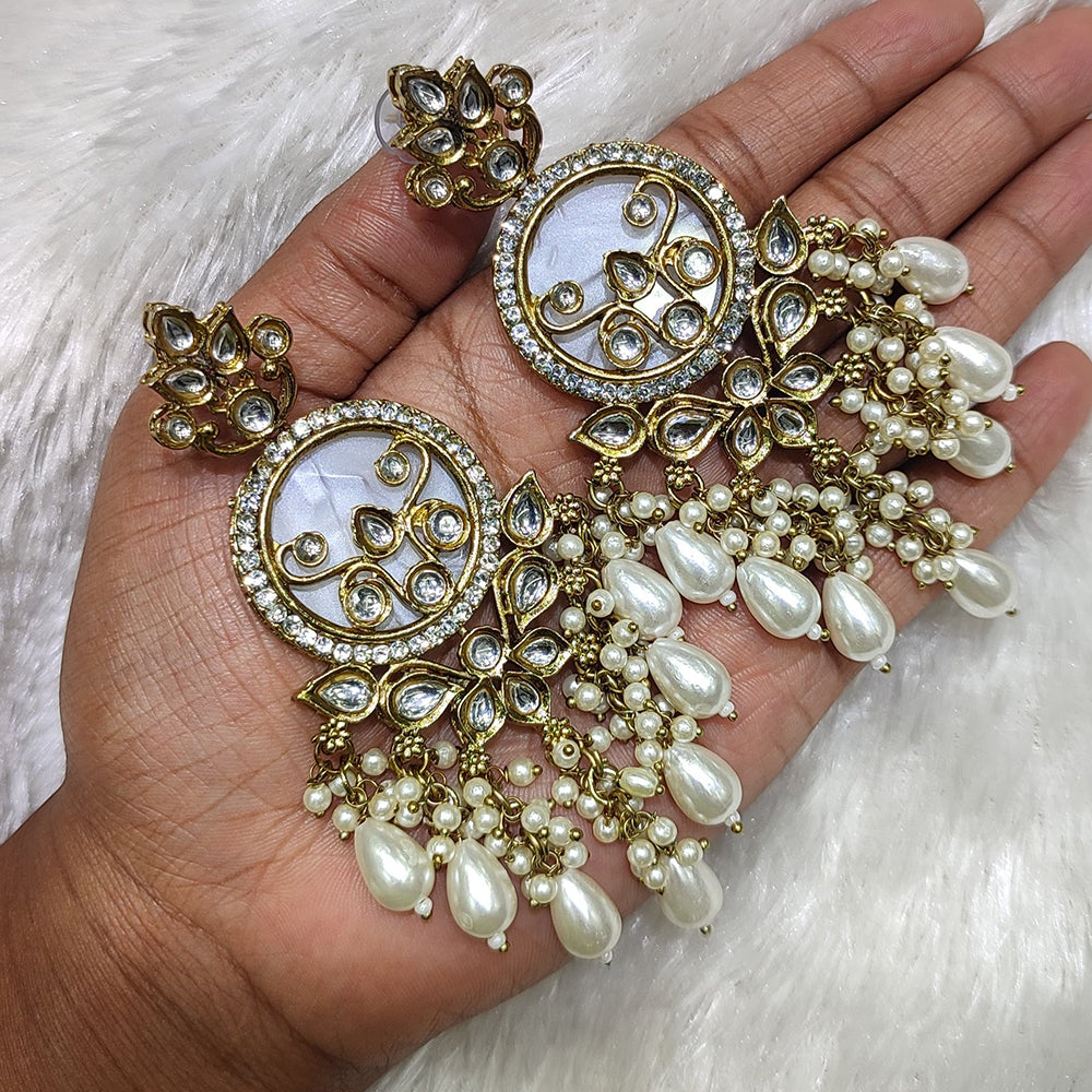 Lucentarts Gold Plated Kundan And Beads Dangler Earrings