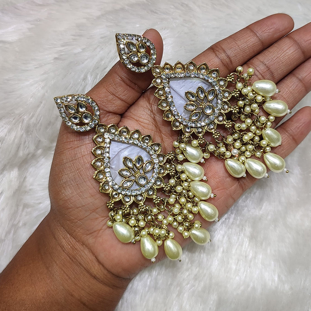 Lucentarts Gold Plated Kundan And Beads Dangler Earrings