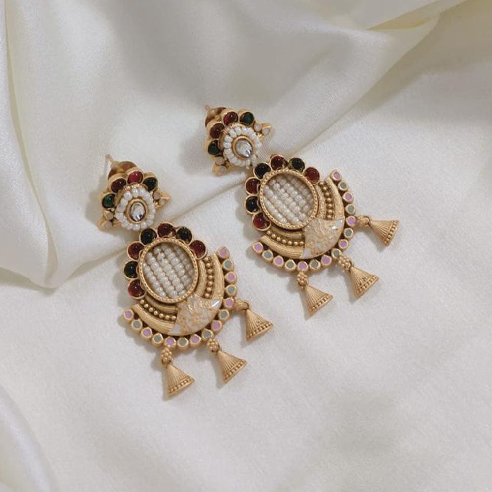 Lucentarts Jewellery Gold Plated Pota Stone And Pearl Jhumki Earrings