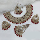 Lucentarts Jewellery Gold Plated Austrian Stone And Beads Necklace Set