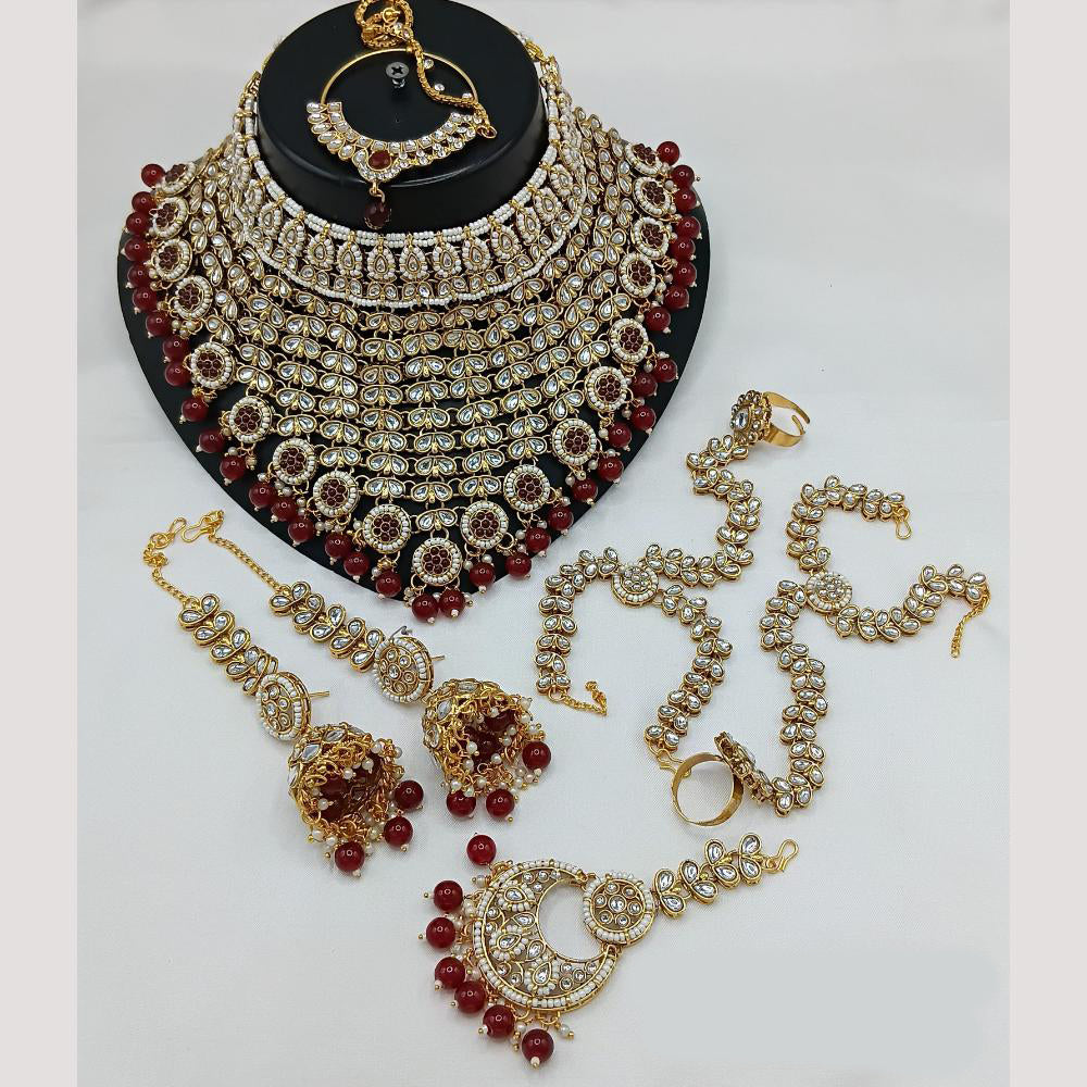 Lucentarts Jewellery Gold Plated Kundan Stone And Beads Semi-Bridal Necklace Set