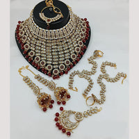 Lucentarts Jewellery Gold Plated Kundan Stone And Beads Semi-Bridal Necklace Set