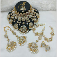Lucentarts Jewellery Gold Plated Kundan Stone And Meenakari Semi Bridal Necklace Set