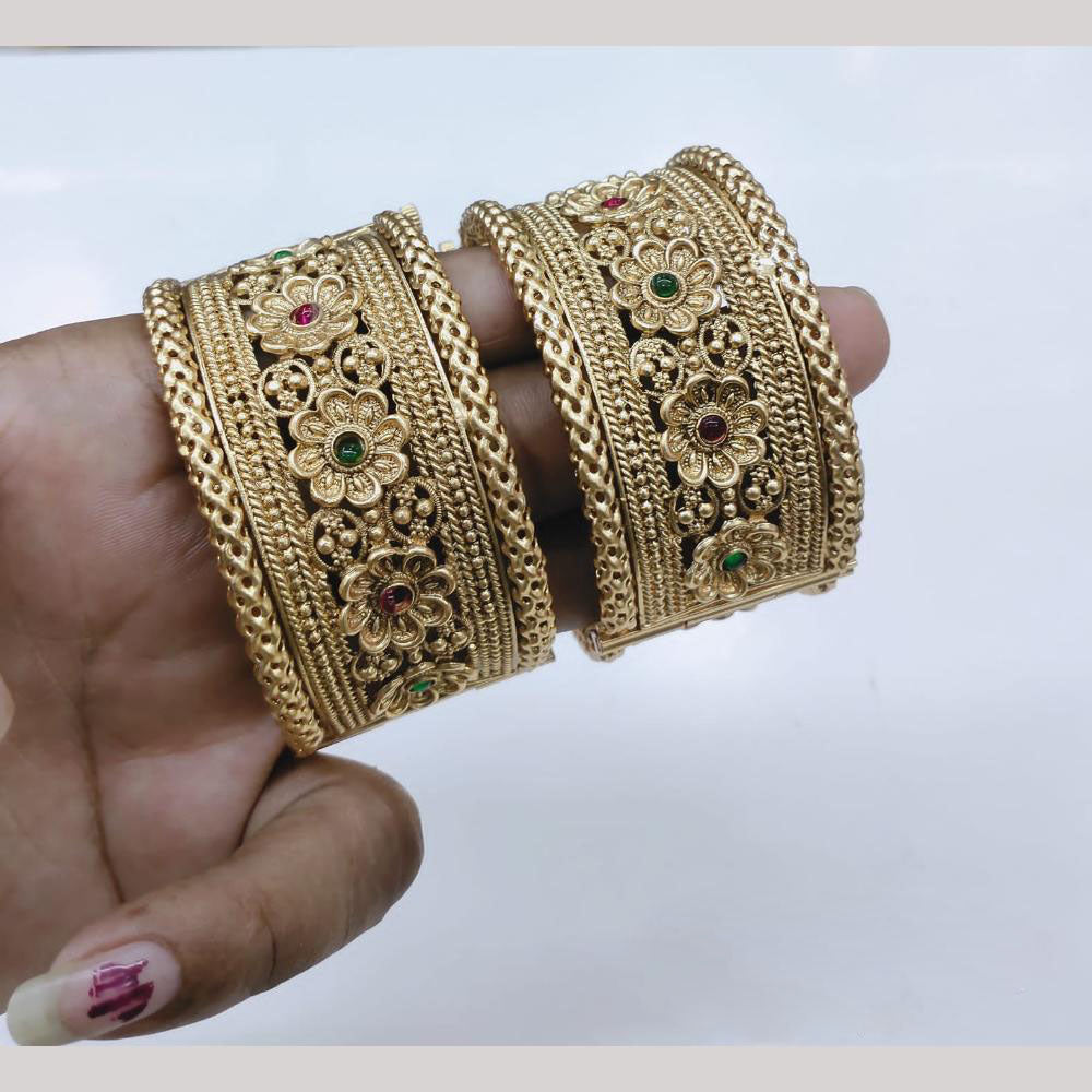 Lucentarts Jewellery Gold Plated Pota Stone Openable Bangles Set