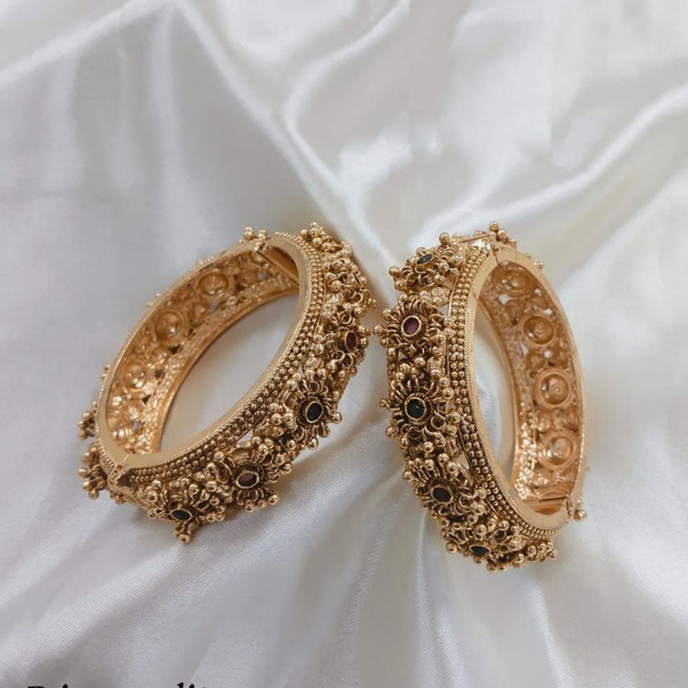 Lucentarts Jewellery Gold Plated Pota Stone And Pearl Openable Bangles Set