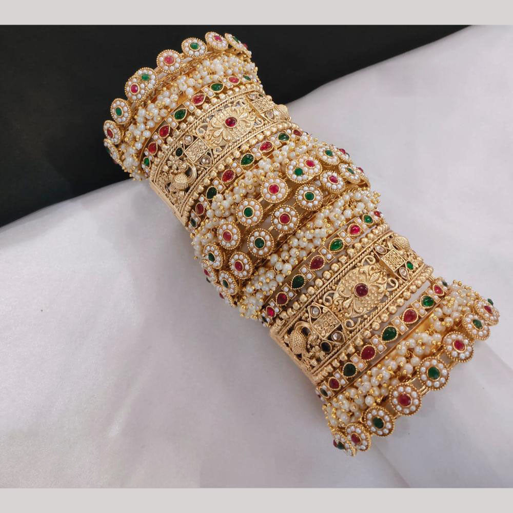 Lucentarts Jewellery Gold Plated Kundan And Pearl Bangles Set