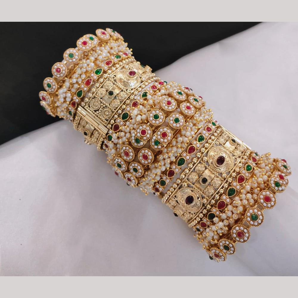 Lucentarts Jewellery Gold Plated Kundan And Pearl Bangles Set