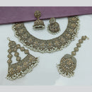 Lucentarts Jewellery Austrian Stone Pearl And Beads Necklace Set