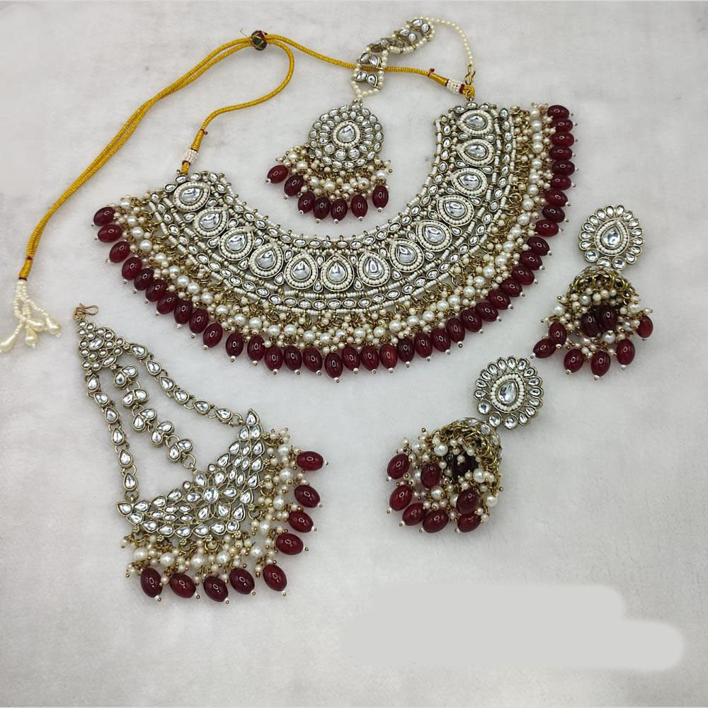 Lucentarts Jewellery Gold Plated Kundan Stone Beads And Pearl Necklace Set
