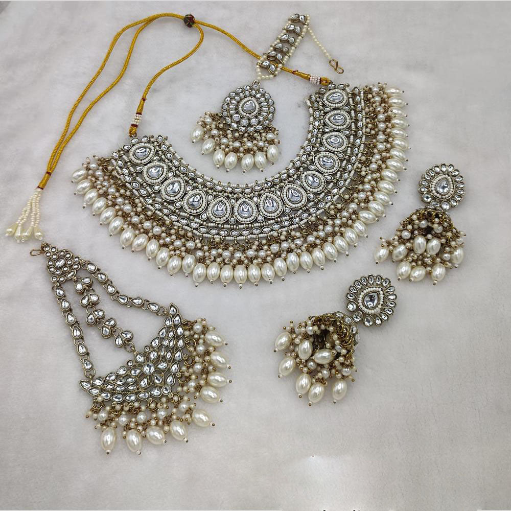 Lucentarts Jewellery Gold Plated Kundan Stone Beads And Pearl Necklace Set