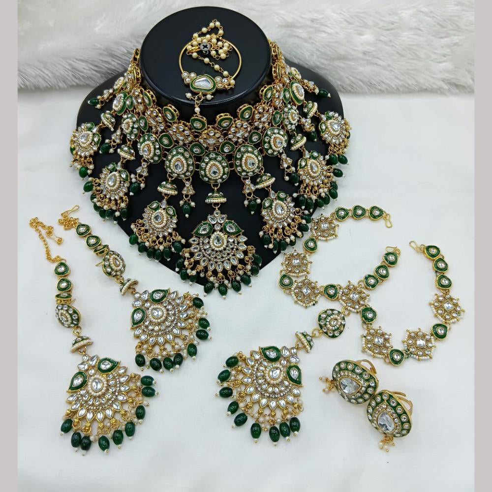 Lucentarts Jewellery Gold Plated Kundan Stone And Meenakari Semi Bridal Necklace Set
