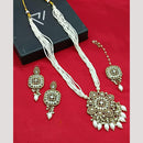 Lucentarts Jewellery Crystal & Pearl  Necklace Set