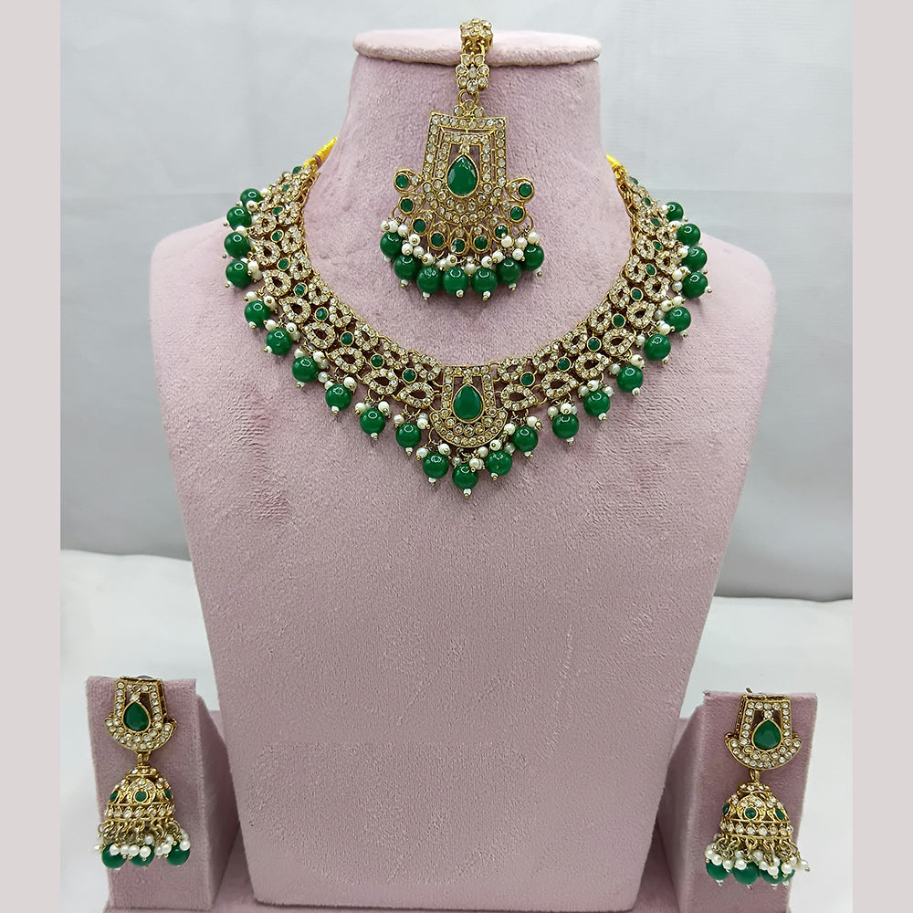 Lucentarts Jewellery Gold Plated Traditional Kundan and Pearl Necklace Set