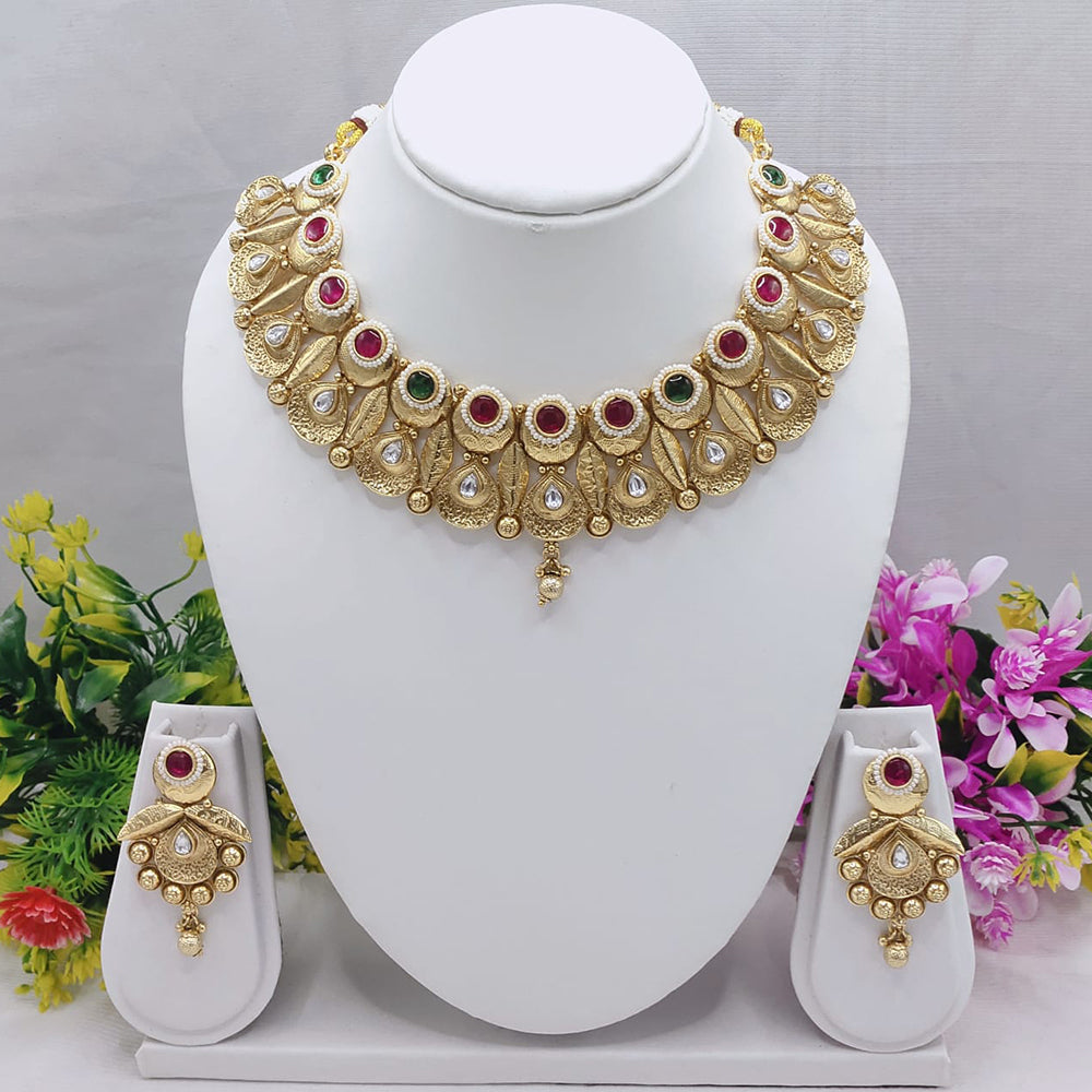 Lucentarts Jewellery  Heritage Shine Pota Stone And Pearl Crafted Necklace Set