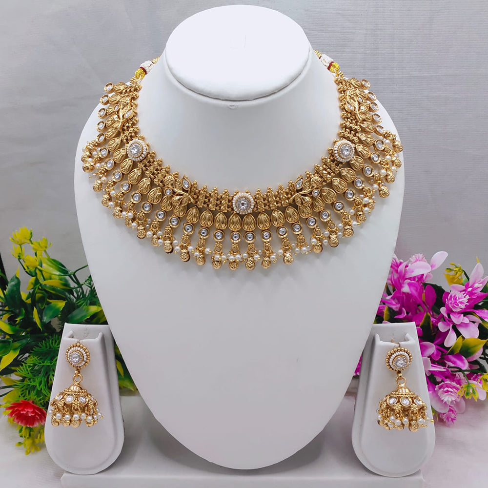 Lucentarts Jewellery Mughal Charm Kundan And Pearl Festive Bloom Neckalce Set
