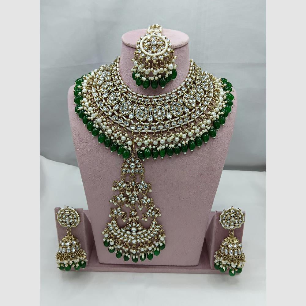 Lucentarts Jewellery Gold Plated Traditional Kundan and Pearl Necklace Set