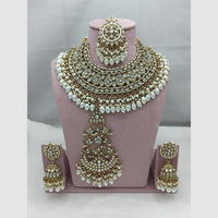 Lucentarts Jewellery Gold Plated Traditional Kundan and Pearl Necklace Set