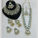 Lucentarts Jewellery Kundan And Beads Bridal Set