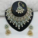Lucentarts Jewellery Kundan Stone And Beads Necklace Set