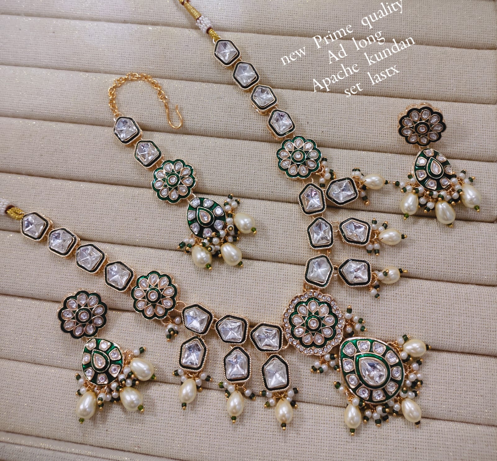 Lucentarts Jewellery Premium Kundan Pota Beads And Pearl Necklace Set