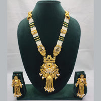 Lucentarts Jewellery Exquisite Kundan Stone and Pearl Long Necklace Set With Meenakari Work