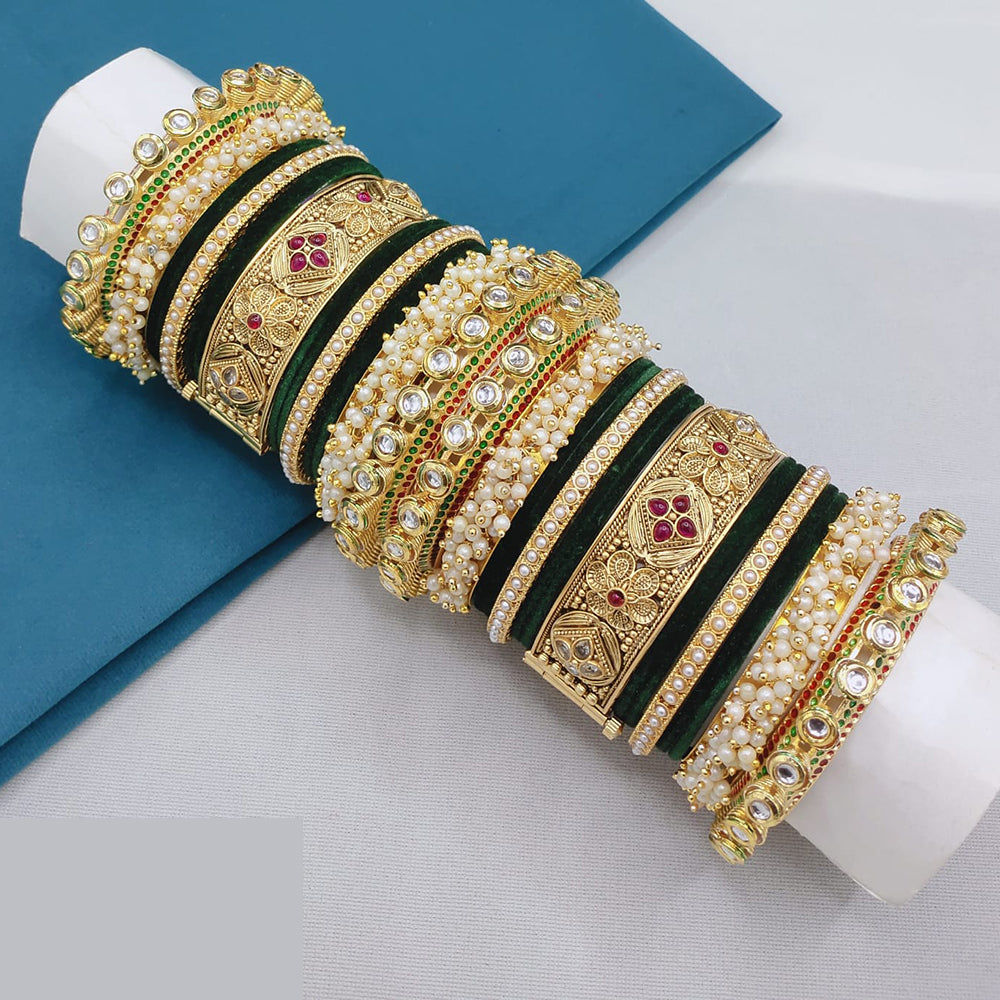 Lucentarts Jewellery Regal Finish Pota Kundan And Pearl Bridal Bangles Set